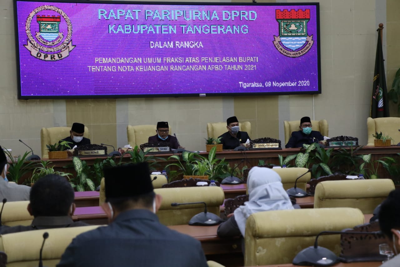 Wabup Tangerang Dengarkan Pandangan Umum 8 Fraksi DPRD Kab Tangerang