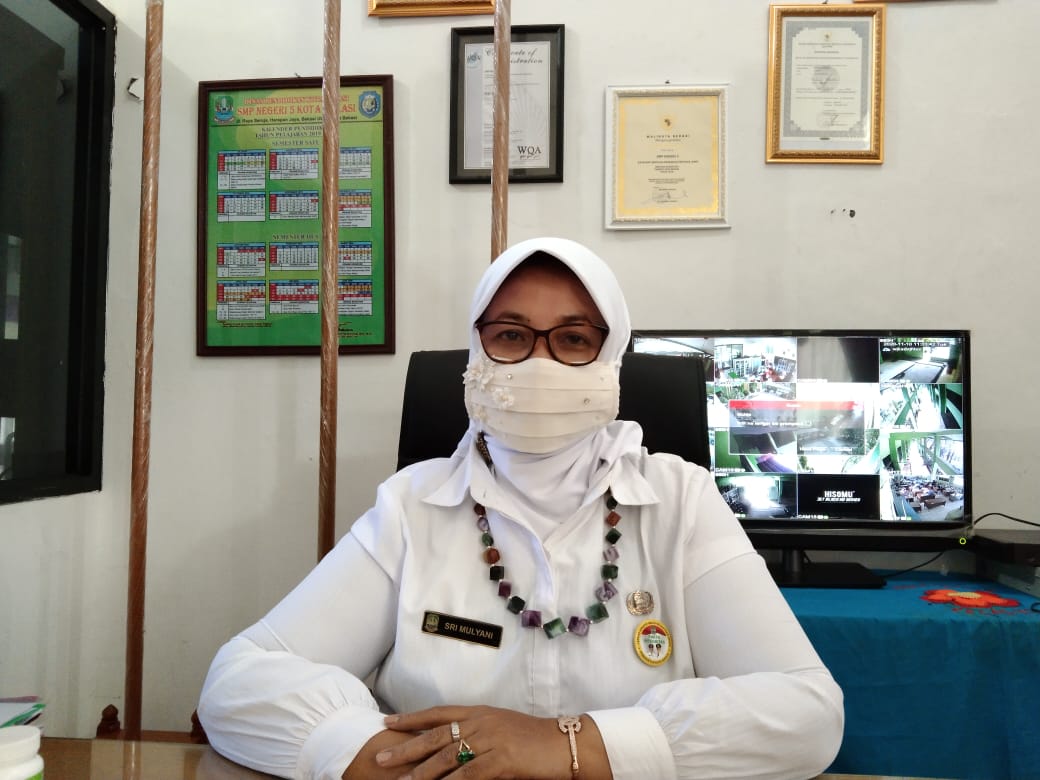 Cegah Penularan Covid-19 Kepsek SMPN 5 Perbanyak Tempat Cuci Tangan