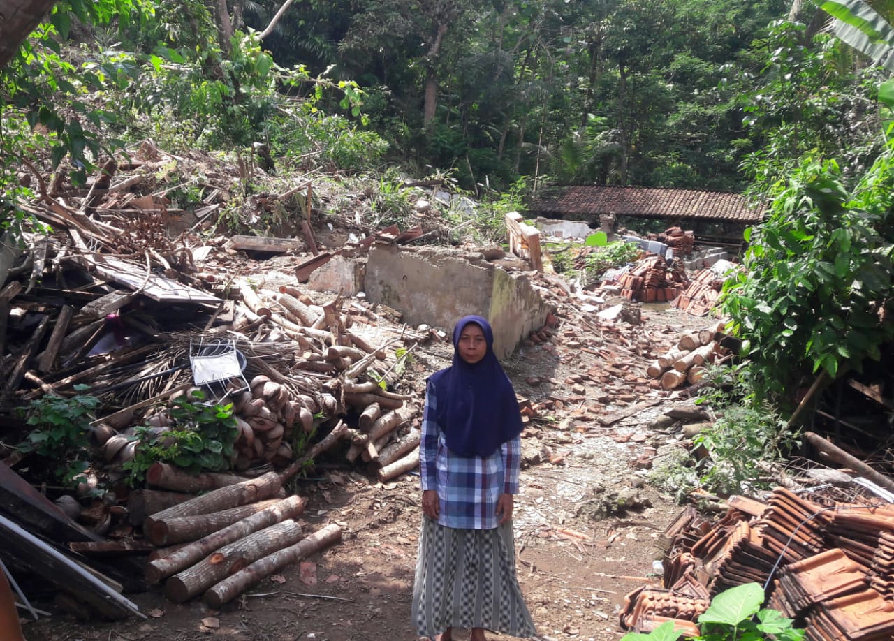 Relawan Ojol Nusantara Ajak Masyarakat Bantu Korban Bencana Pangandaran