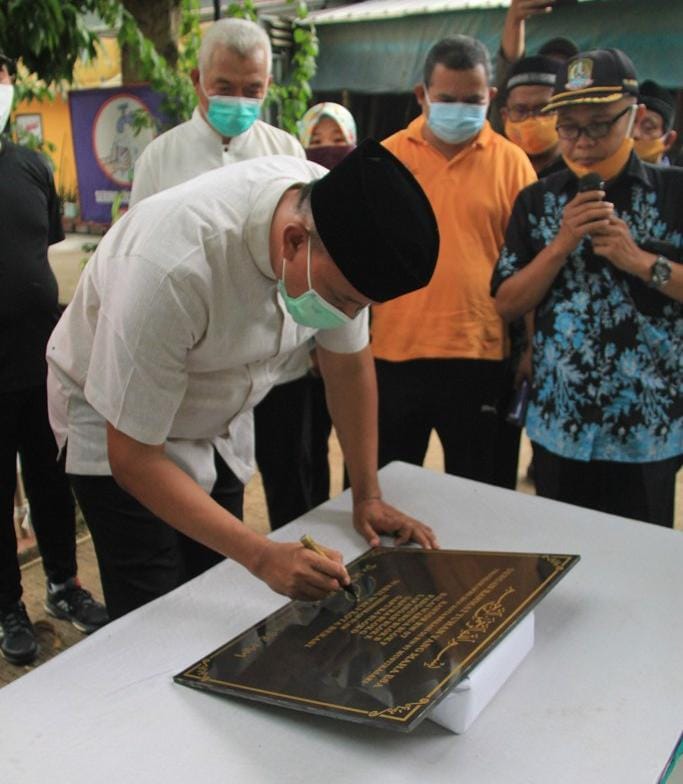 Wakil Wali Kota Bekasi Resmikan Pos RW Siaga Di RW 07 Mustikasari