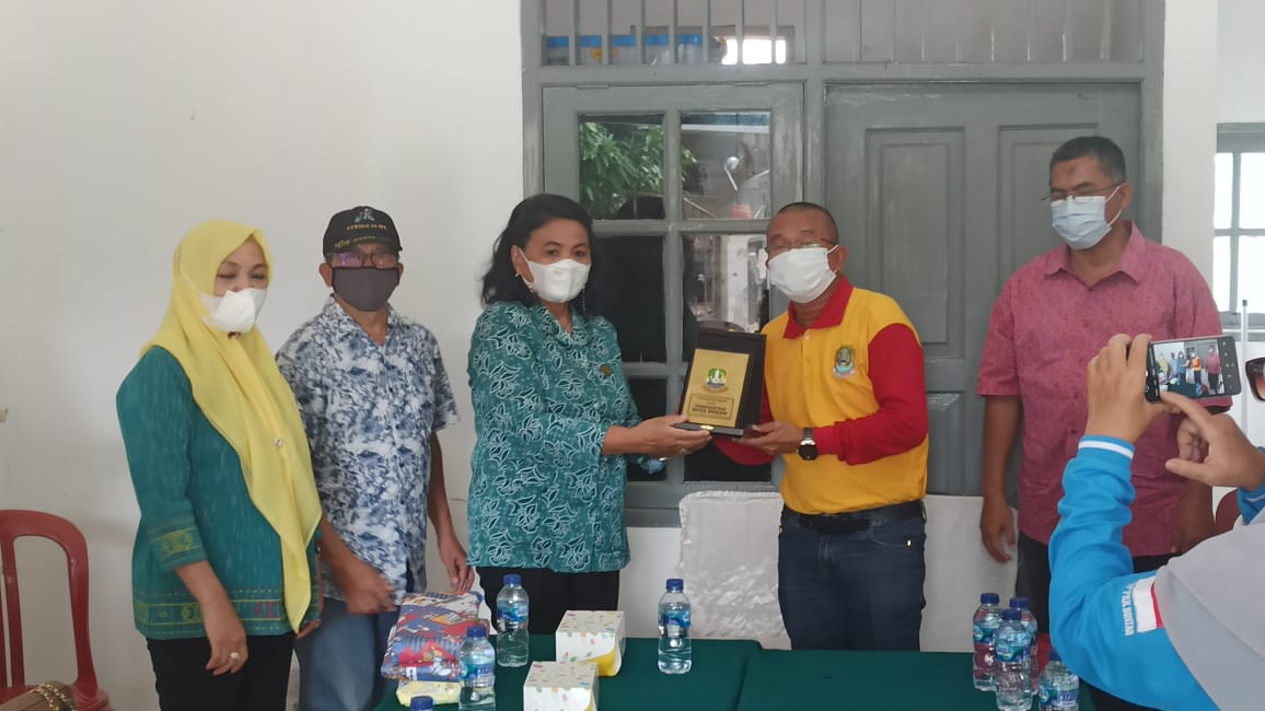 TP-PKK Kolaka Timur Belajar Pengembangan dan Pemanfaatan Lahan Pekarangan dan Pengelolaan Lingkungan yang Bersih