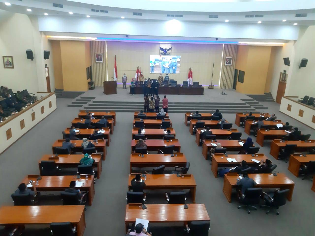 Penyampaian Raperda Apbd th.2021, Bupati Targetkan Pendapatan Daerah Rp. 5,61 Triliun