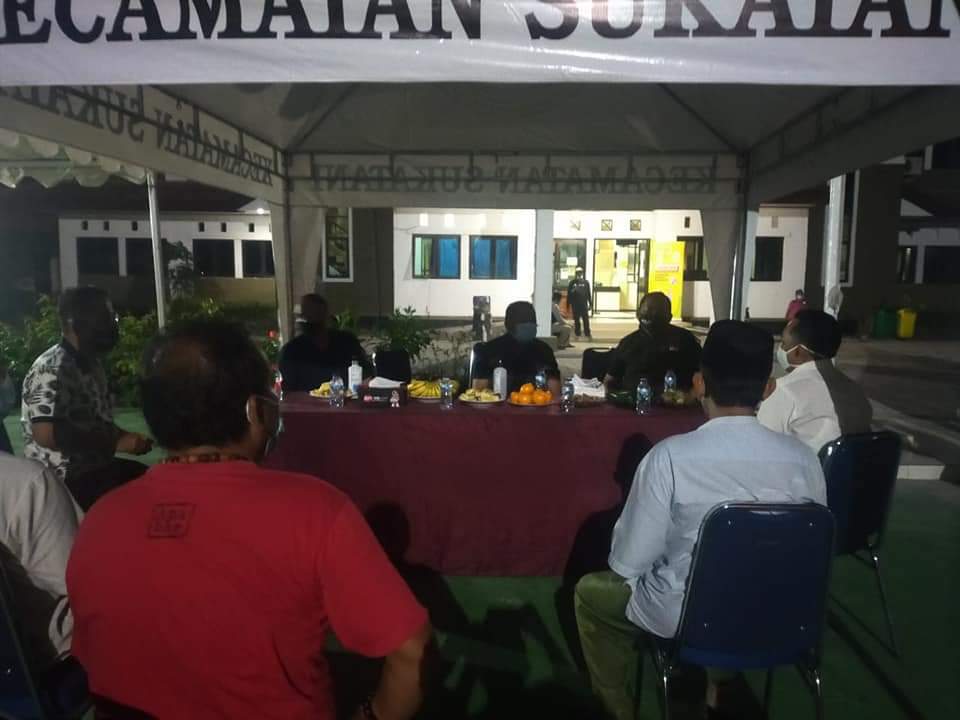 Bupati Eka Supria Atmaja Sambangi Taman Spot Selfie dan ngopi Bareng di Sukatani