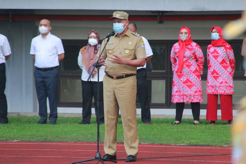 Wakil Walikota Pimpin Apel Penyerahan Penghargaan BKKBN Provinsi