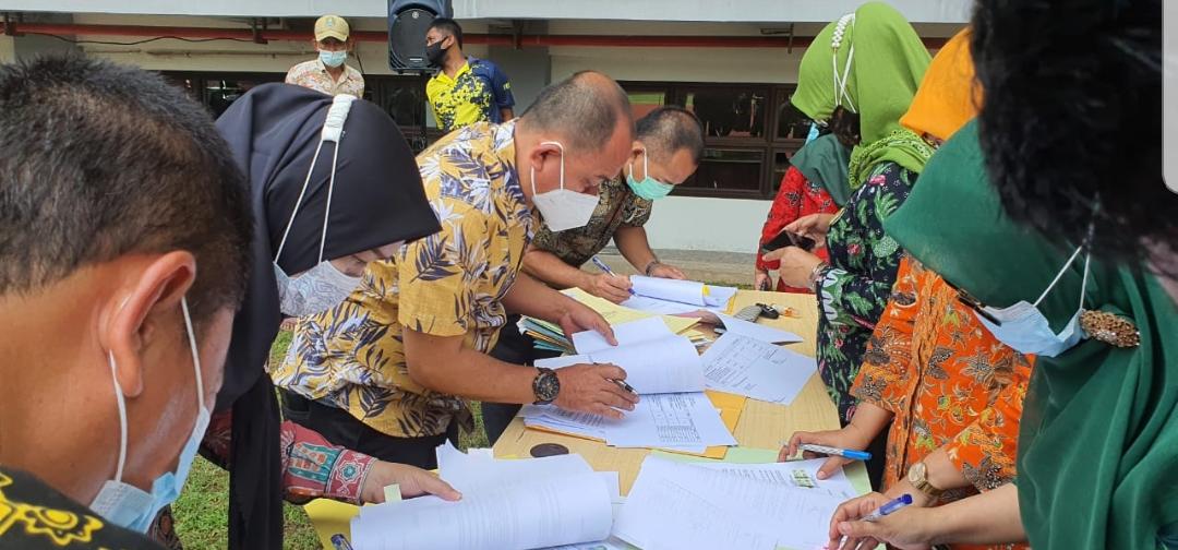 Penandatanganan Perjanjian Kinerja Kontrak Esselon III B Pemkot Bekasi