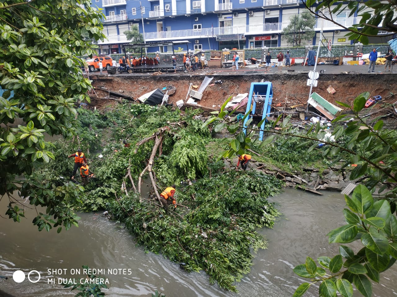 Turap Rawa Tembaga Wisata Kuliner Longsor