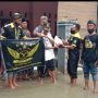 Komunitas ARTA Berikan Sembako Kepada Korban Banjir di Bekasi