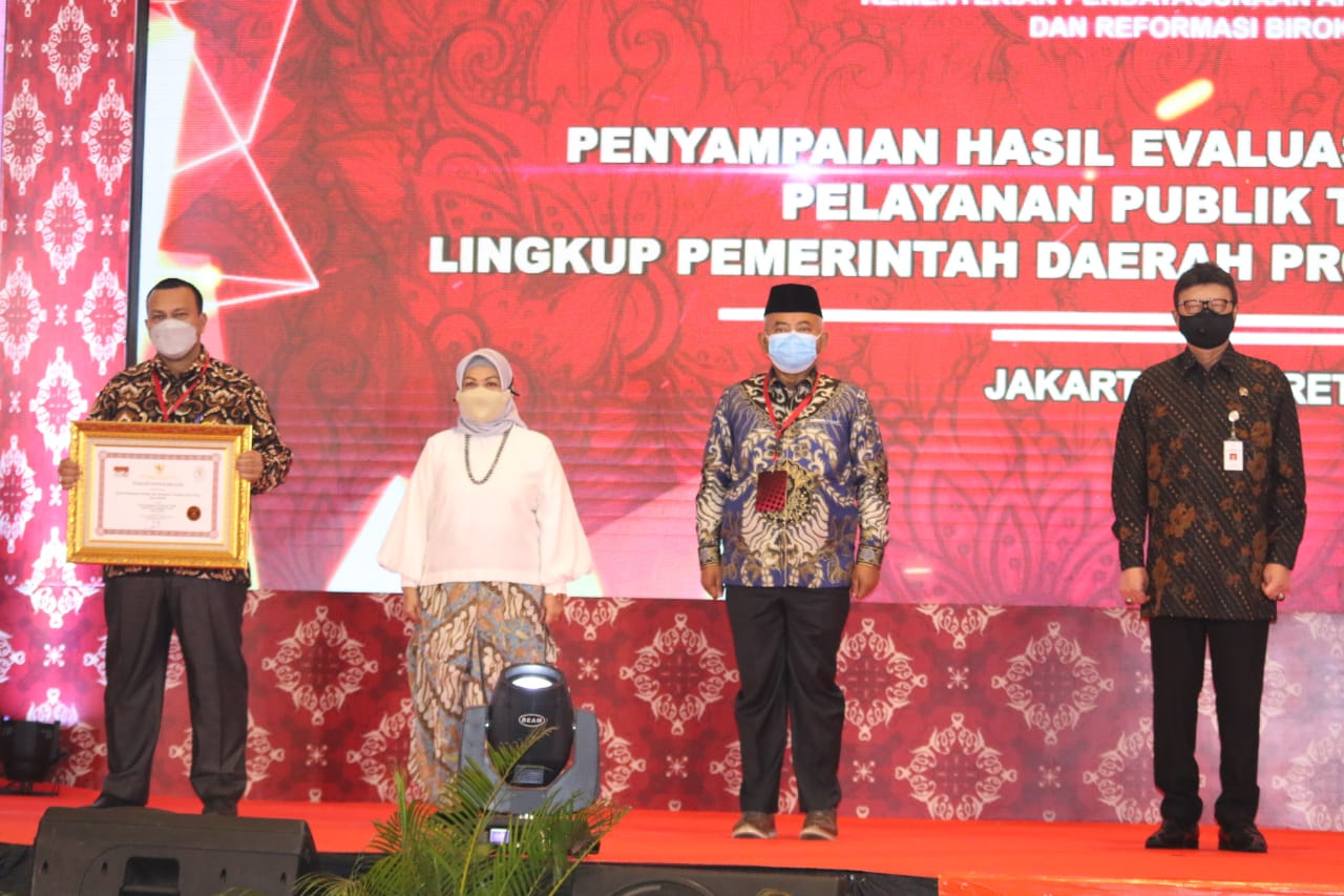 HUT Kota Bekasi ke 24, DPMPTSP Terima Penghargaan Pelayanan Publik 2020