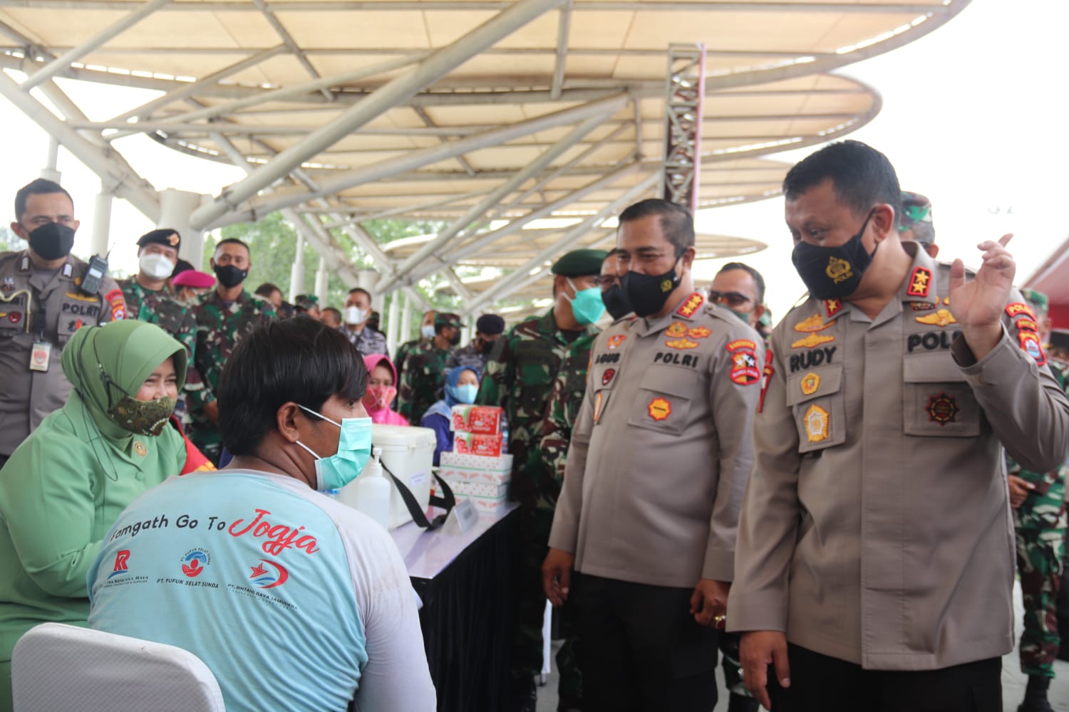 Alumni Akabri 89 Turun Tangan Bantu Percepatan Vaksinasi di Banten