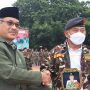 Wali Kota Bekasi Dan Wakil Wali Kota Bekasi Disematkan Seragam Banser Saat Apel Baiat Gp Ansor Kota Bekasi