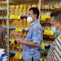 Kepala Dinas Perdagangan dan Perindustrian Kota Bekasi Pantau Penjualan Minyak Satu Harga