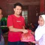 DPC PDIP Kabupaten Bekasi Bagikan Paket Sembako kepada Yatim Piatu