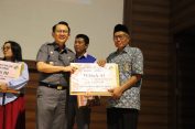 Pj Bupati Bekasi Hadiri Penghargaan Koperasi Makin Berani Award 2022