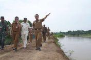 Pj Bupati Bekasi Berkodinasi dengan BBWS Tangani Rembesan Tanggul Citarum di Cabangbungin