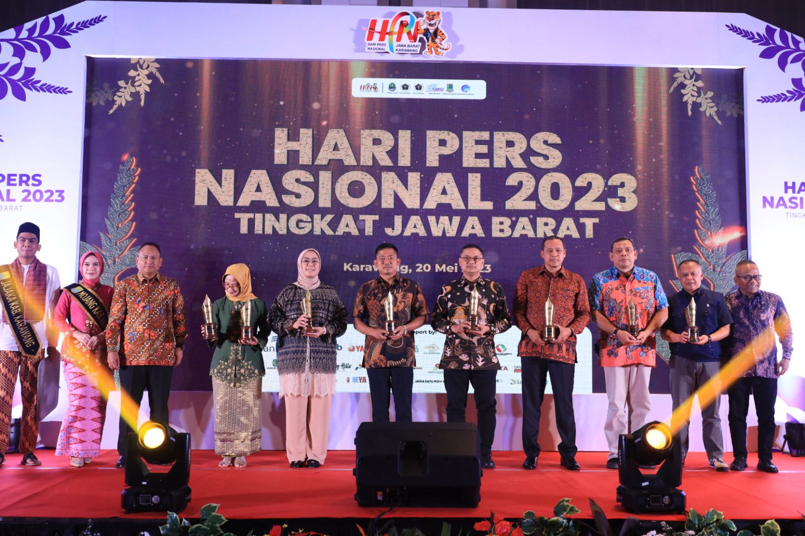 Tri Adhianto Raih Predikat Pupuhu Pangaping di Acara Puncak Hari Pers Nasional (HPN) Tingkat Jawa Barat Tahun 2023