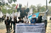 Pendemo Pj Walikota Bekasi Tuding Wartawan Sudah Dibeli