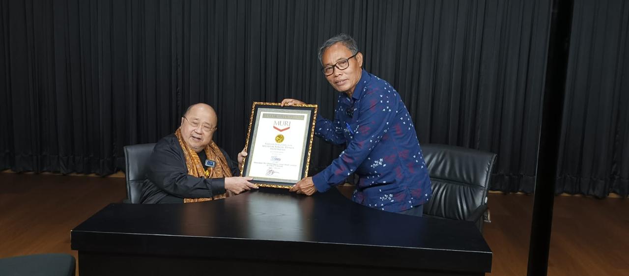 Kegiatan HUT ke-7 SMSI Memperoleh Penghargaan MURI