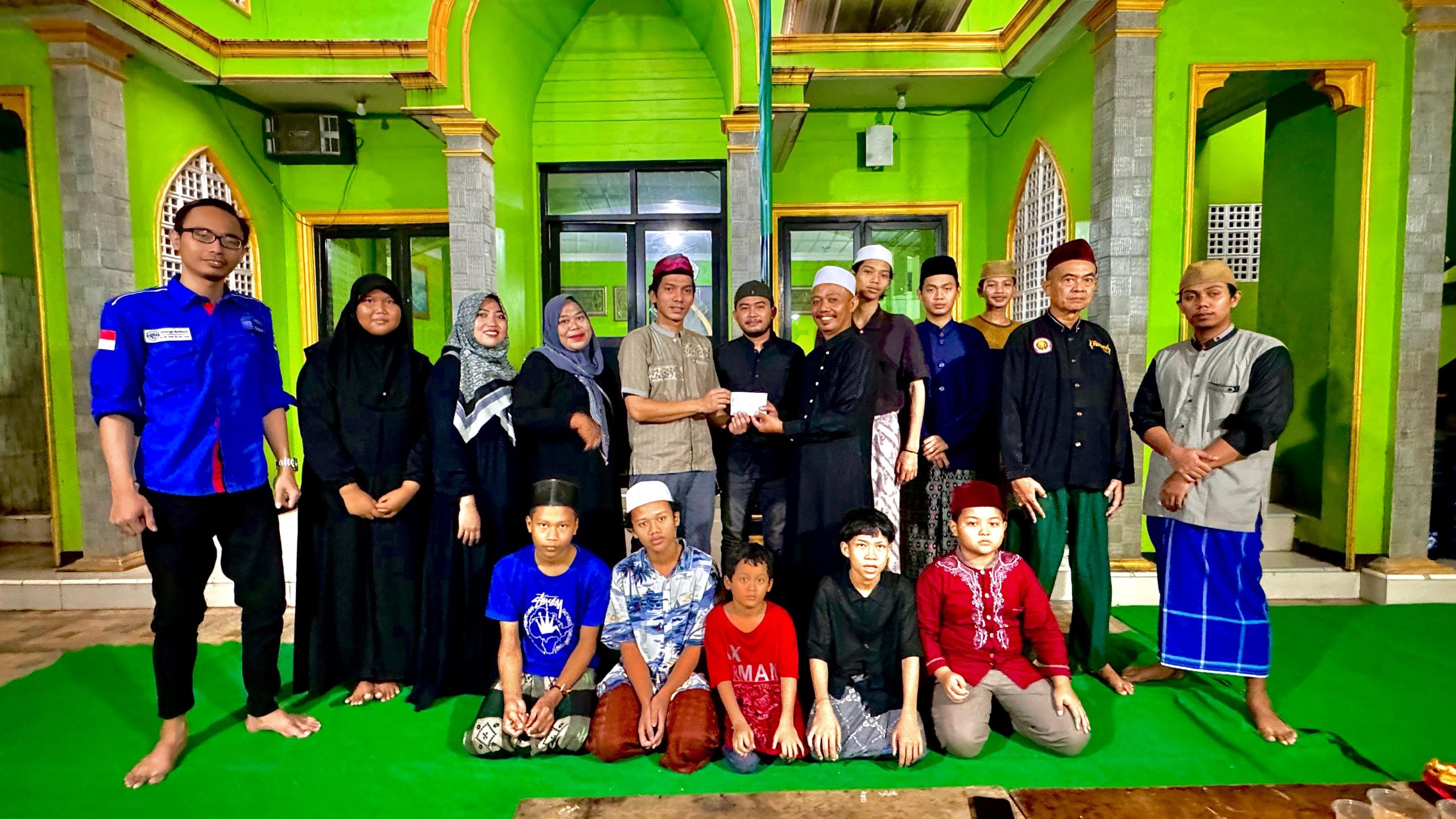 Group Facebook Warge Bekasi Gelar Buka Puasa Bersama dan Berbagi Santunan Anak Yatim Piatu diBulan Ramadhan 1445 H
