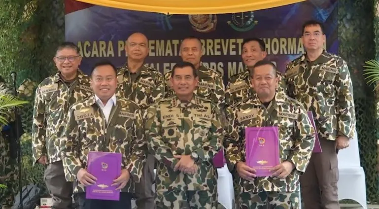 Empat Pejabat Kejaksaan Agung Terima Brevet Kehormatan Korps Marinir