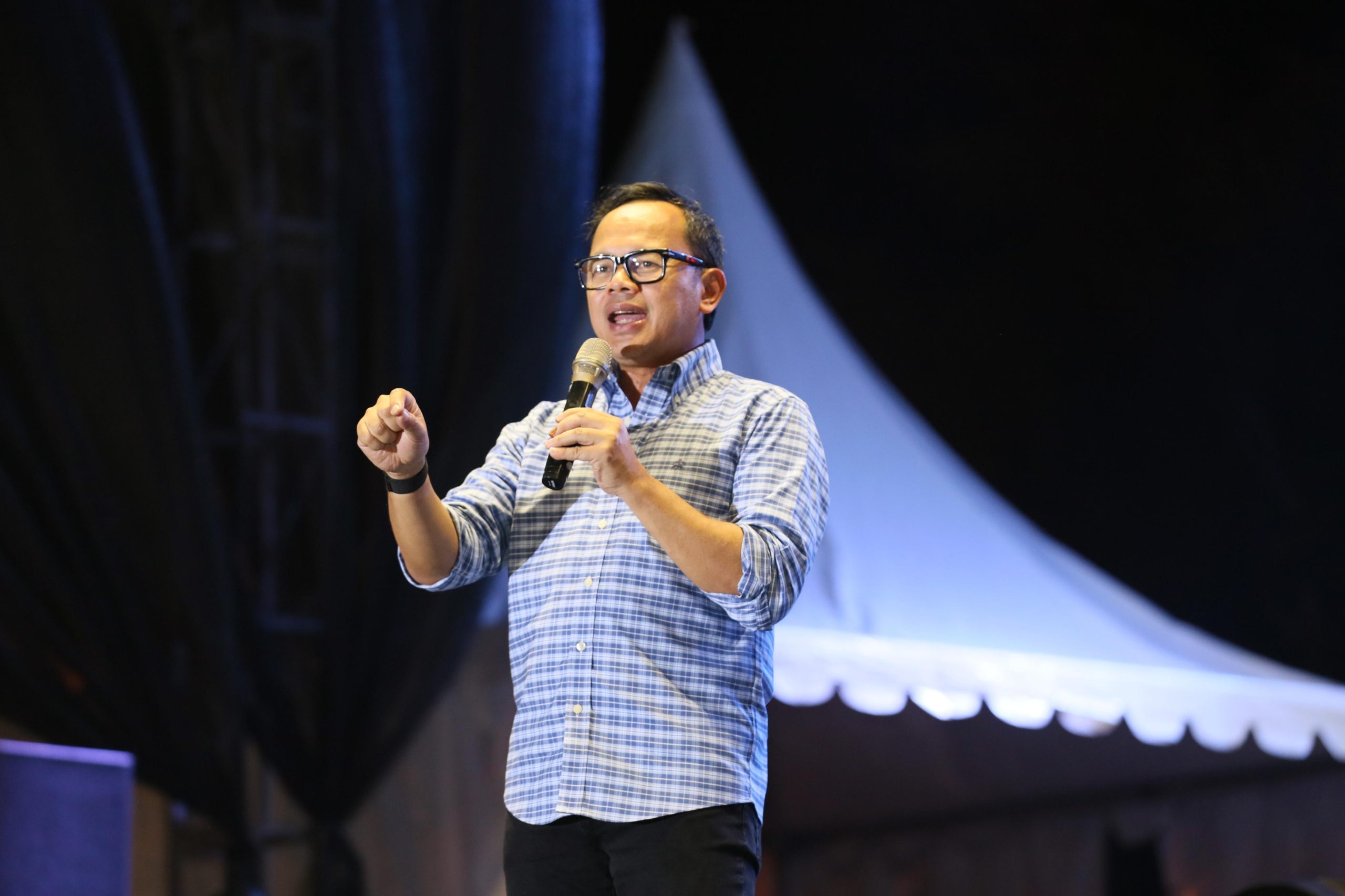 Wamendagri Bima Apresiasi Gelaran Lampung Selatan Festival 2025 dan Kinerja Bupati