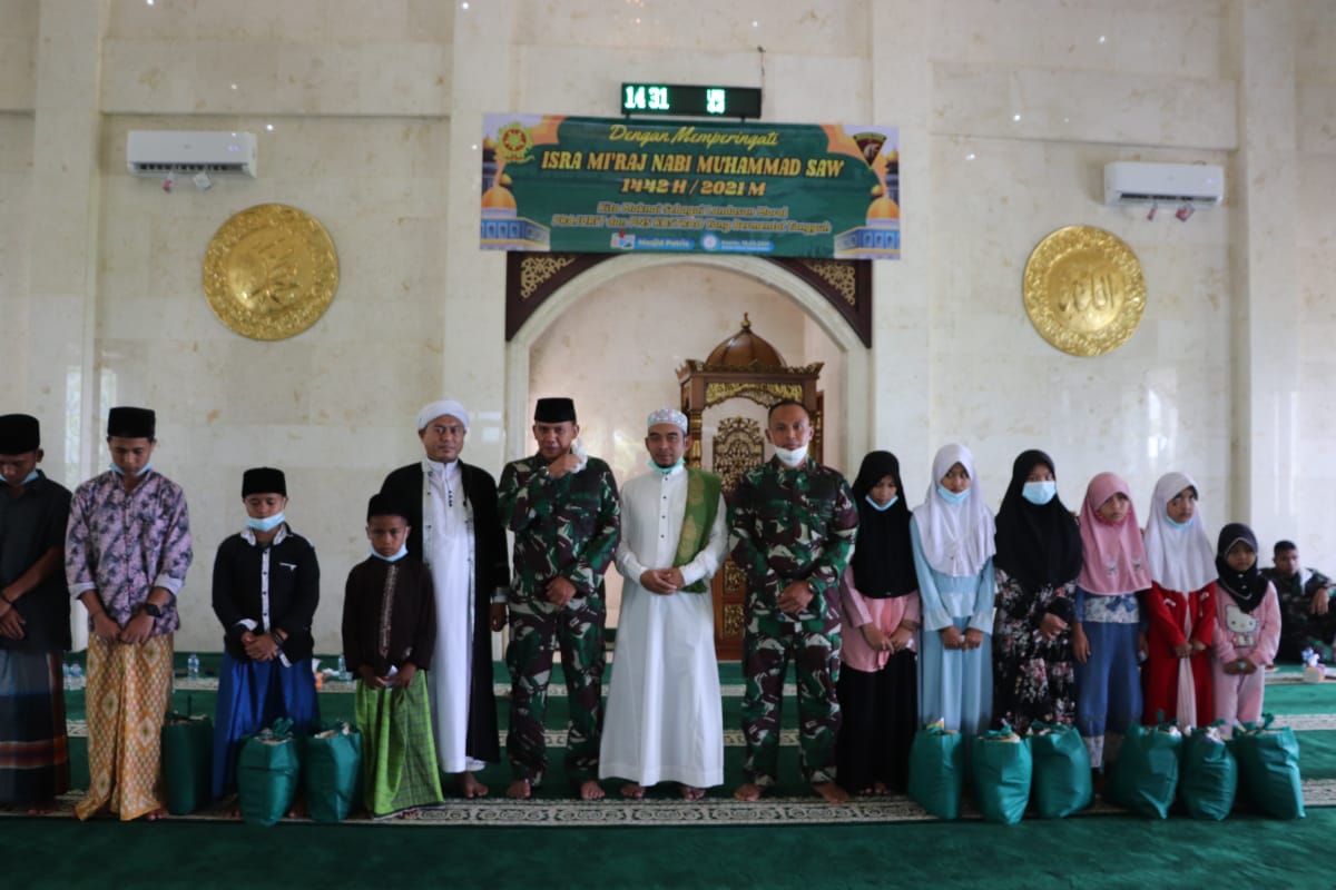 Batalyon Mandala Yudha Kostrad Gelar Isra Mi’raj