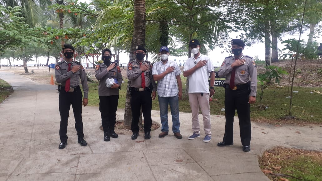 Polda Banten Lakukan Patroli Dialogis Ke Destinasi Wisata Carita