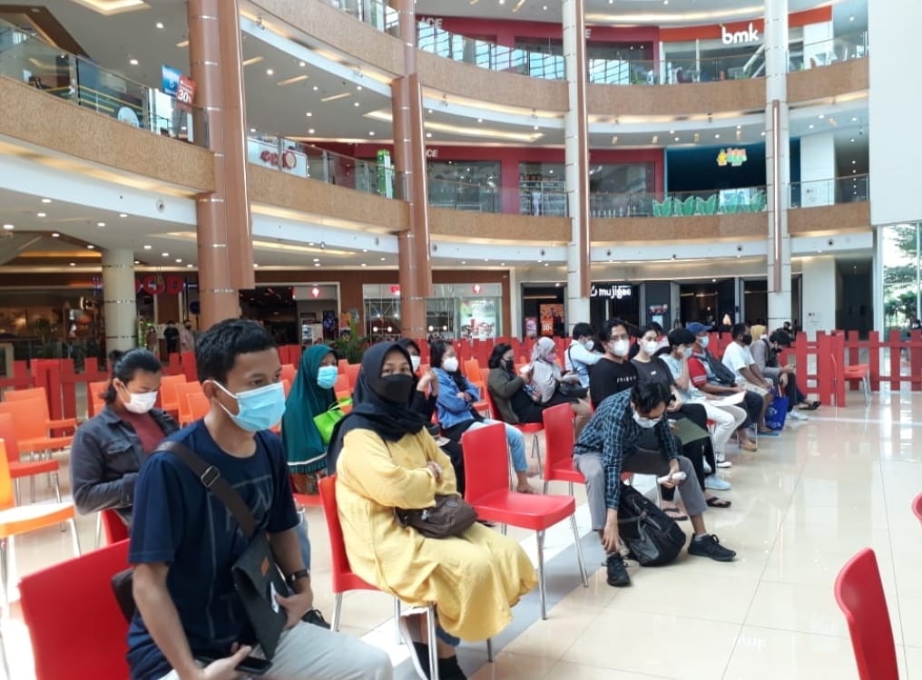 Pemkot Bekasi Buka Gerai Vaksin Di Mall, Puskesmas Margamulya Sediakan 100 Dosis Per Hari Di Summarecon Mall Bekasi