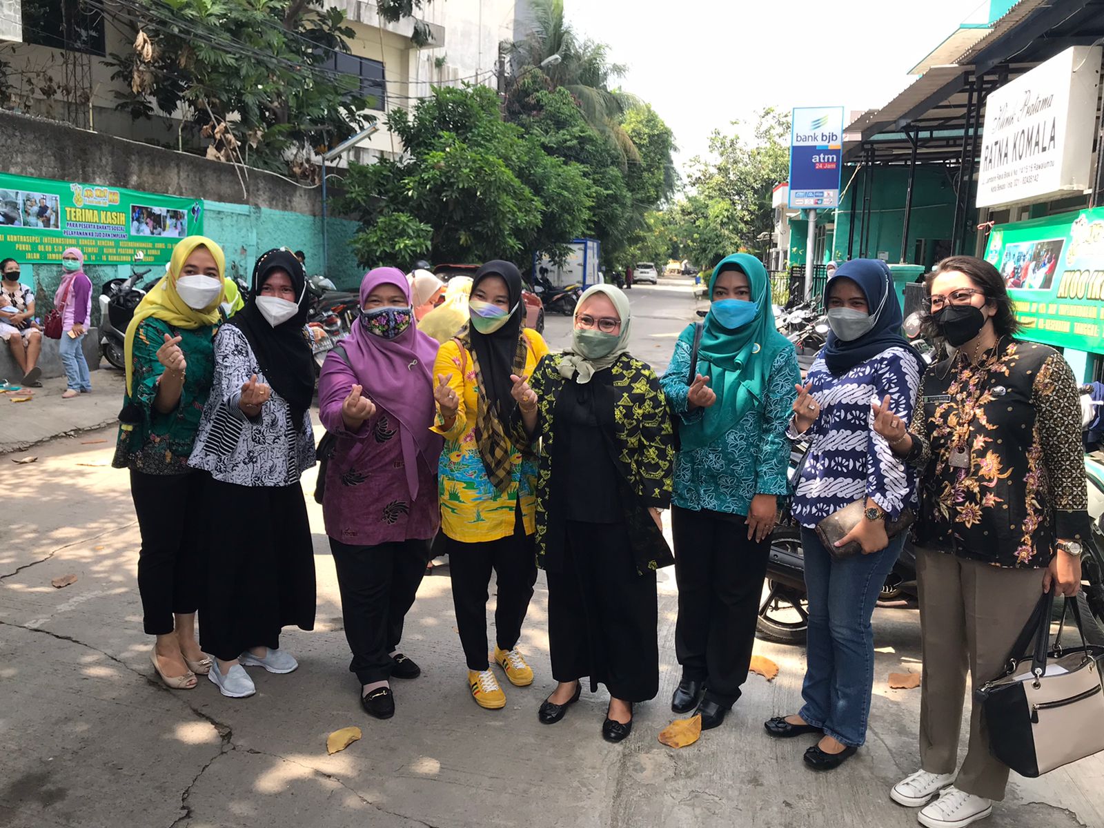 Dinas Pengendalian Penduduk dan Keluarga Berencana Kota Bekasi Berikan Pelayanan KB Di Hari Kontrasepsi Internasional Ke 14