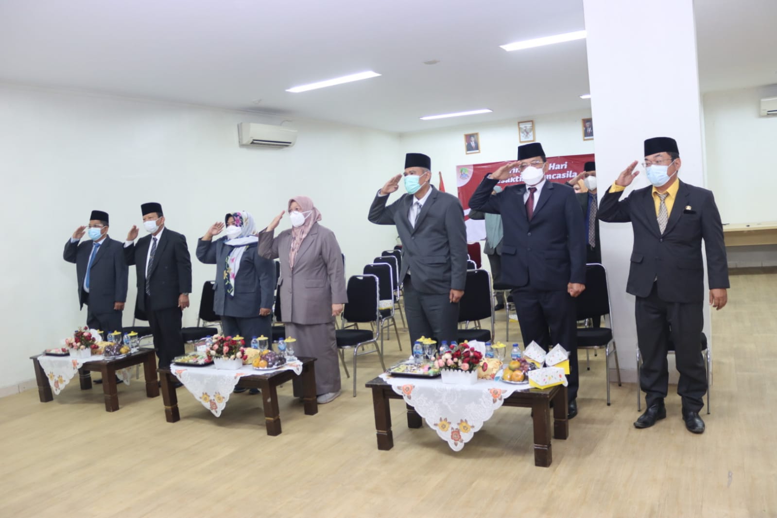 Peringatan Hari Kesaktian Pancasila Tahun 2021 , SEKDA ikuti Secara Virtual Video