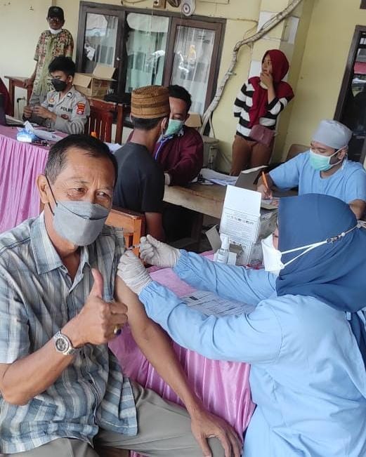Polsek Malingping Konsisten Gelar Vaksinasi Massal