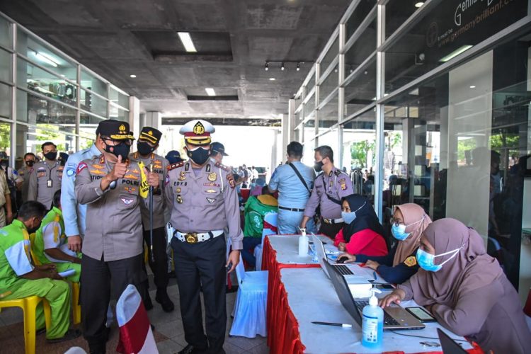 Cek Vaksinasi di Balikpapan, Kakorlantas Beberkan Tips Turunkan Level PPKM