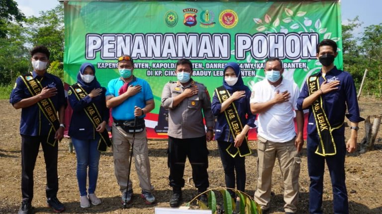 Kapolres Lebak Dampingi Kapolda Banten Penanaman Pohon di Baduy