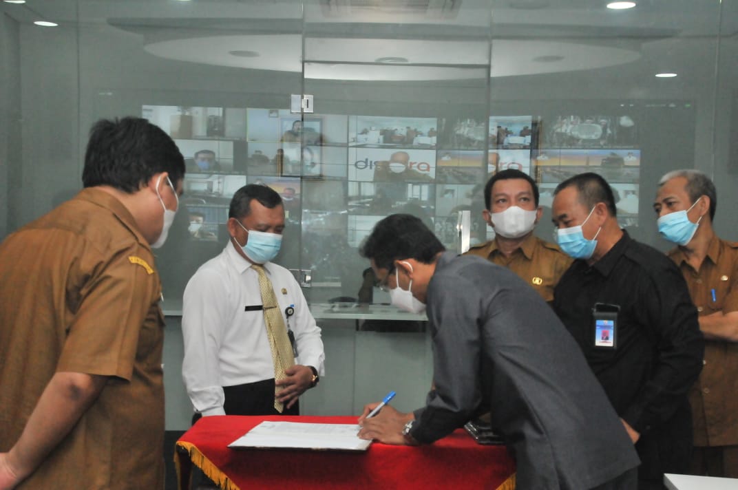 Enam JPT Lakukan Sertijab, Ini Pesan Sekda Lebak