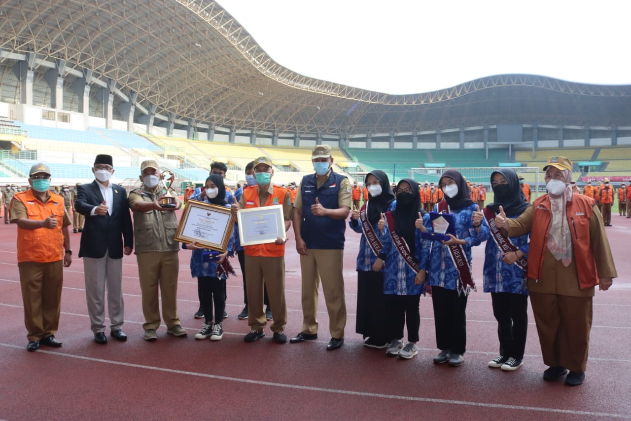 Pelantikan Direksi PT. Sinergi Patriot Dan Beberapa Penyerahan Penghargaan Jadi Rangkaian Apel Pagi Ini