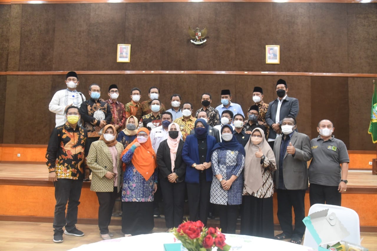 Plt. Bupati Gelar Silaturahmi Dengan Pimpinan dan Anggota DPRD Kabupaten Bekasi