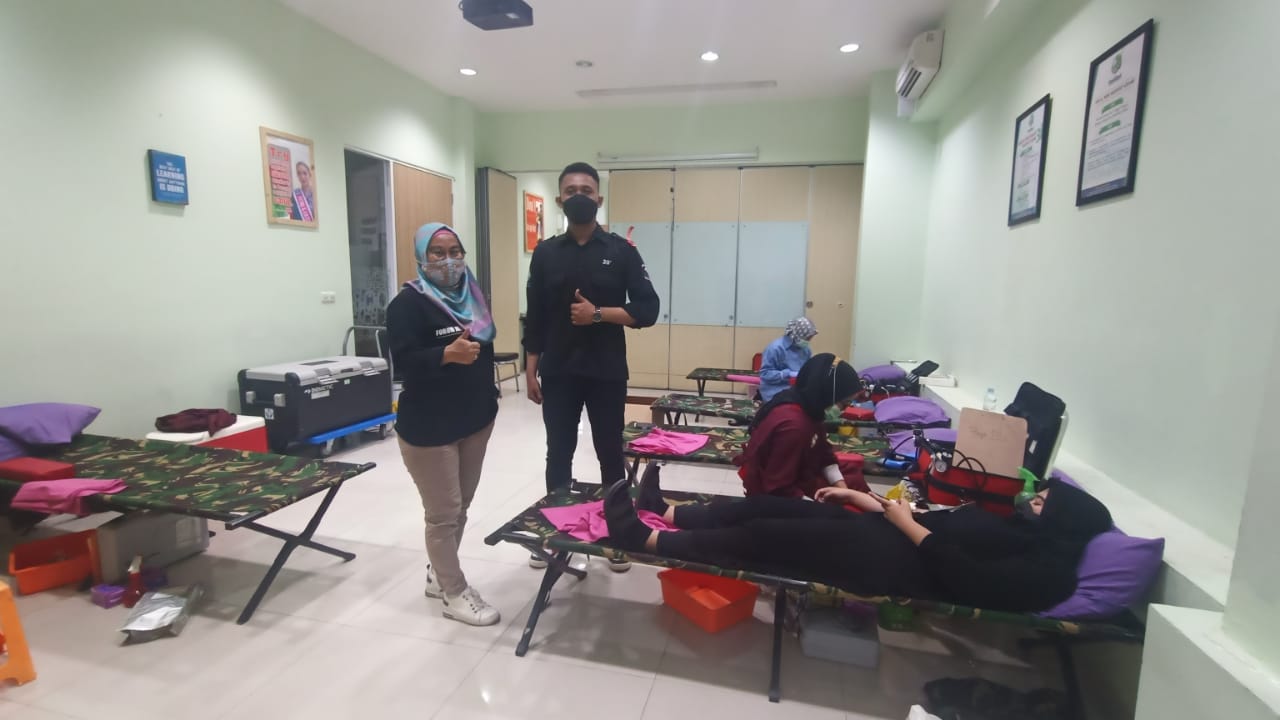 PPK Institut Stiami Kota Bekasi Gelar Baksos Donor Darah