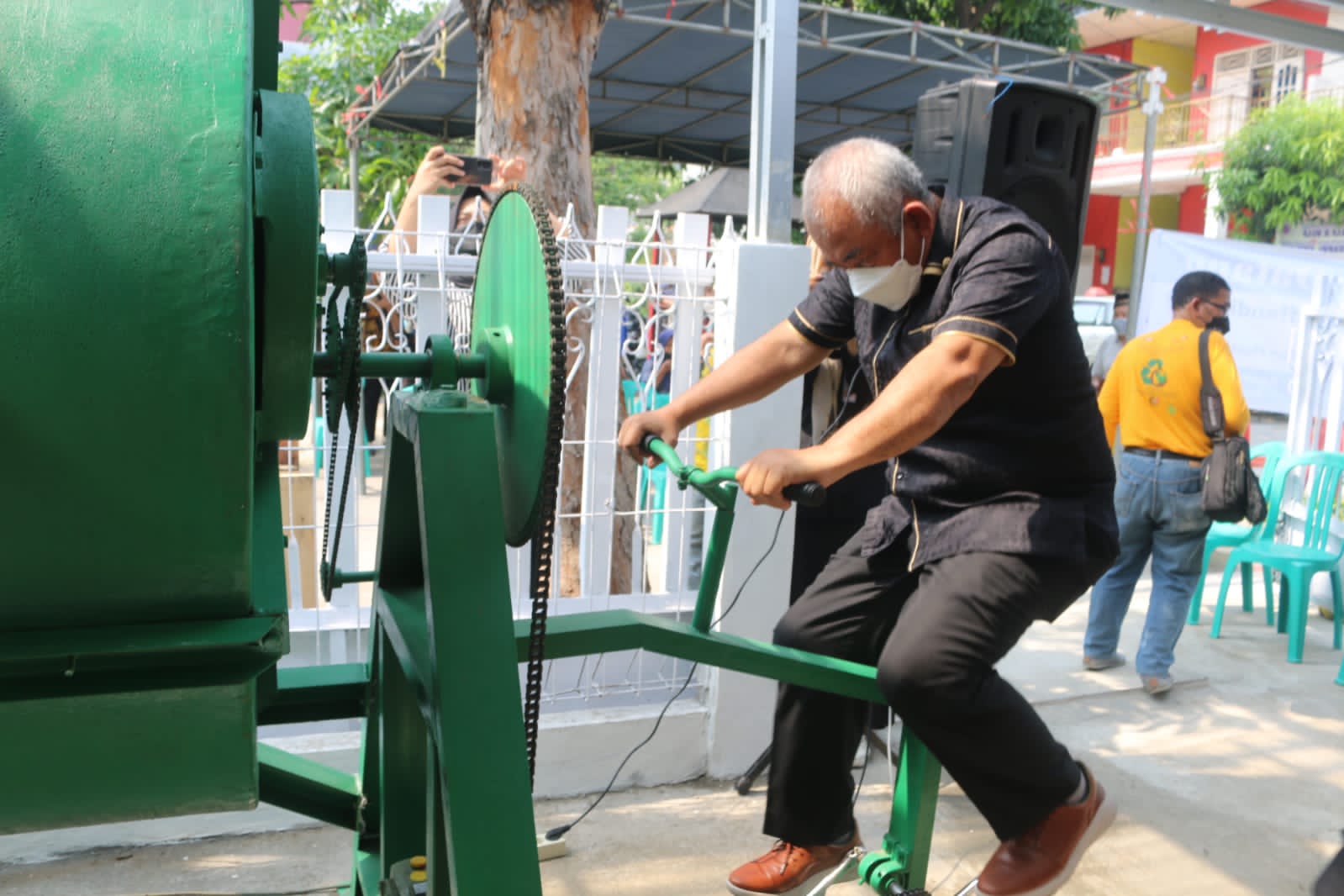 Wali Kota Bekasi Resmikan Selter Pengolahan Sampah Di Kayuringin
