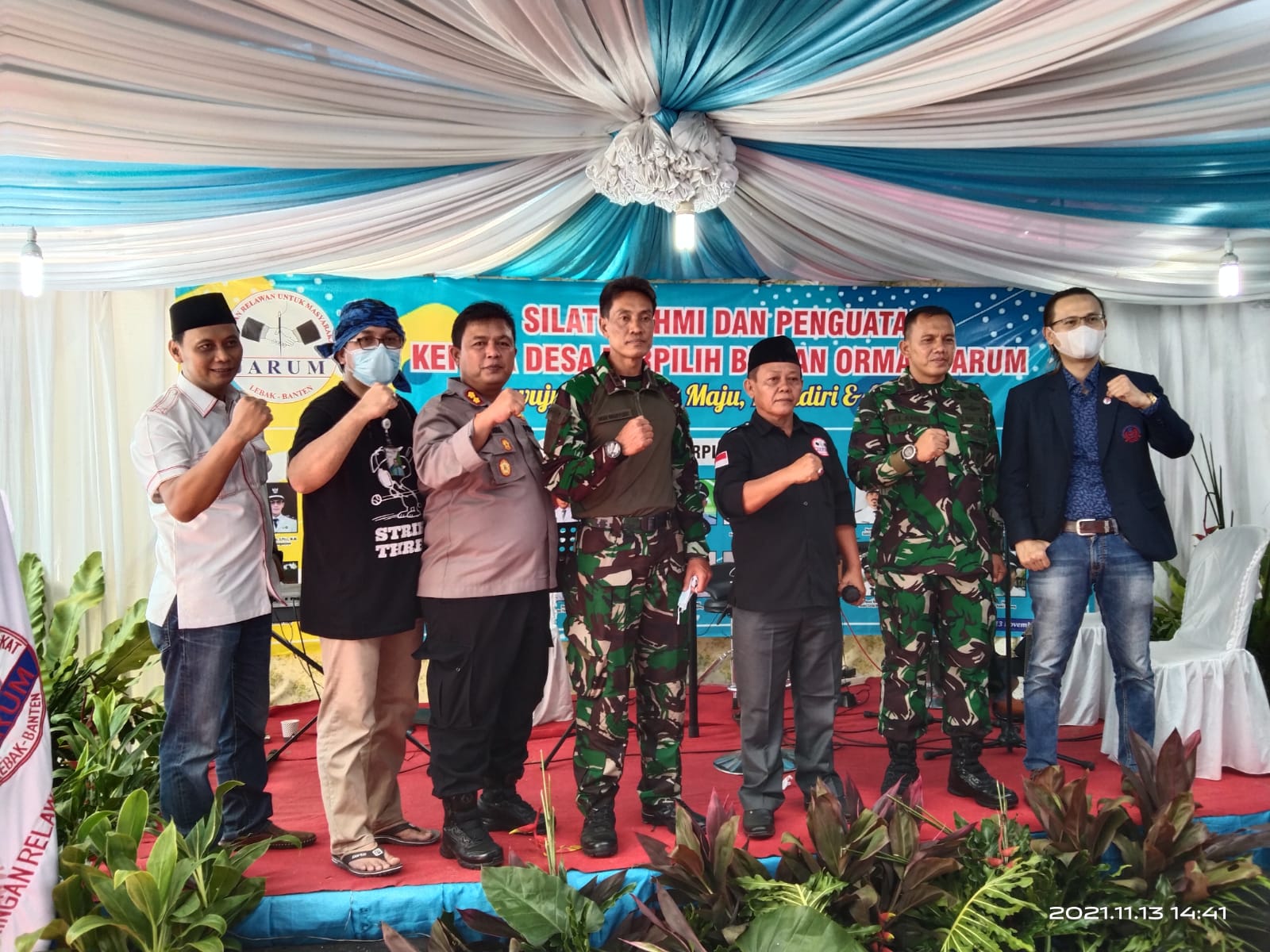 Silaturahmi dan Penguatan Kapasitas Kades Terpilih Binaan Ormas Jarum Diisi Dengan Diskusi