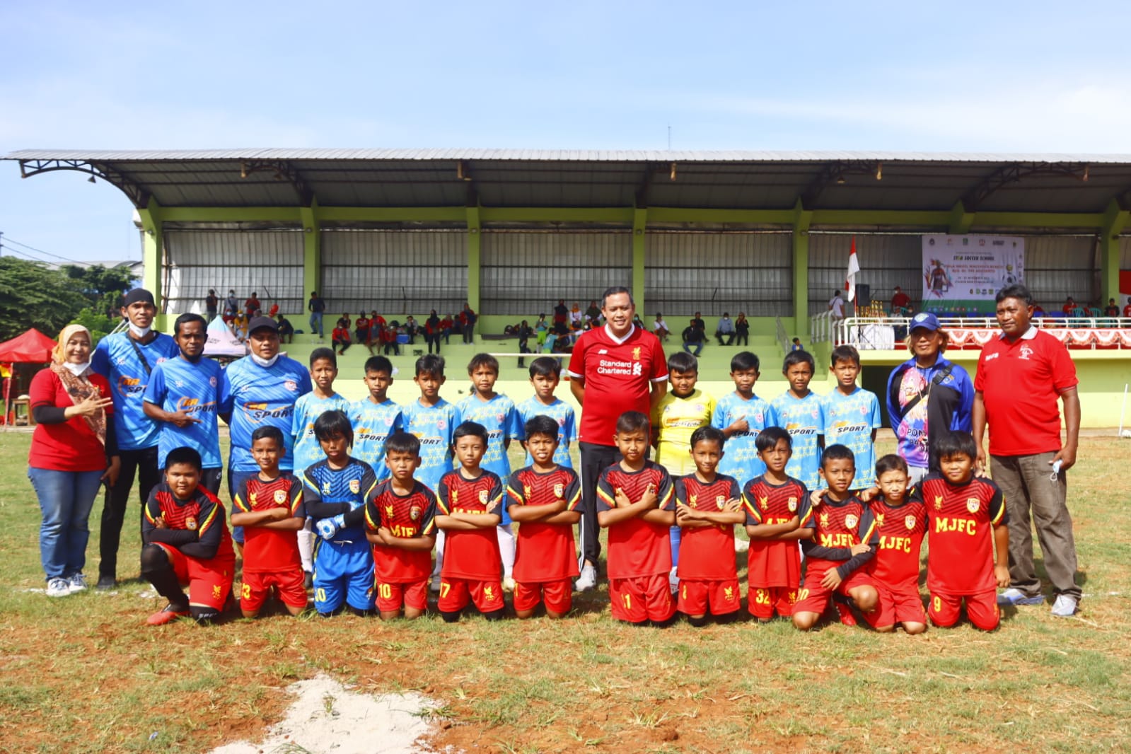 Wakil Wali Kota Bekasi Resmikan Turnamen Sepak Bola U-13 DI Pondokgede