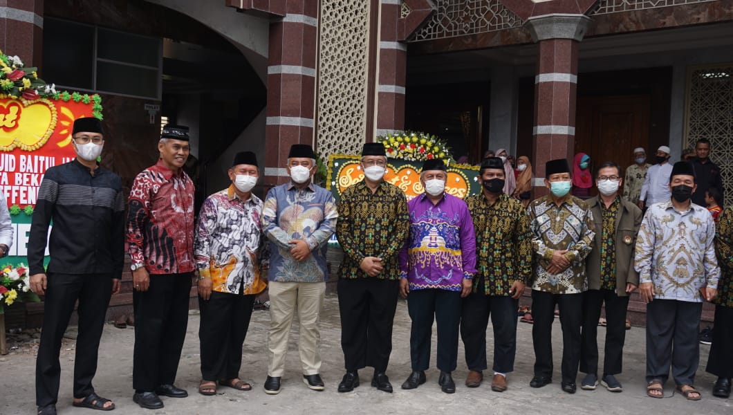 Wali Kota Bekasi Hadiri Webinar Kebangsaan “Meneladani KH Noer Ali”