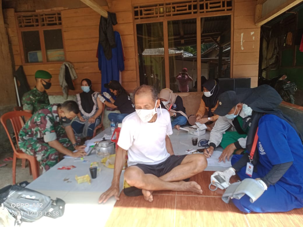 Koramil 0308 Muncang Kabupaten Lebak Jemput Bola Vaksinasi