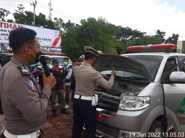 Sat Lantas Polres Lebak Laksanakan Program Unggulan “Lancar Ambulanku, Selamat Pasienku,”