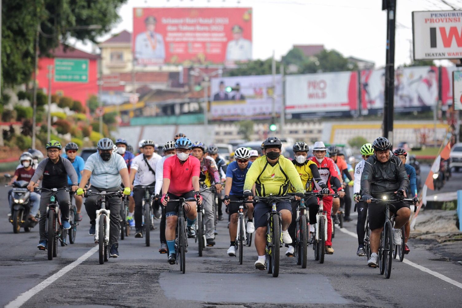 Gubernur Lampung dan Pejabat Pemprov Lampung Berolahraga Sepeda Santai