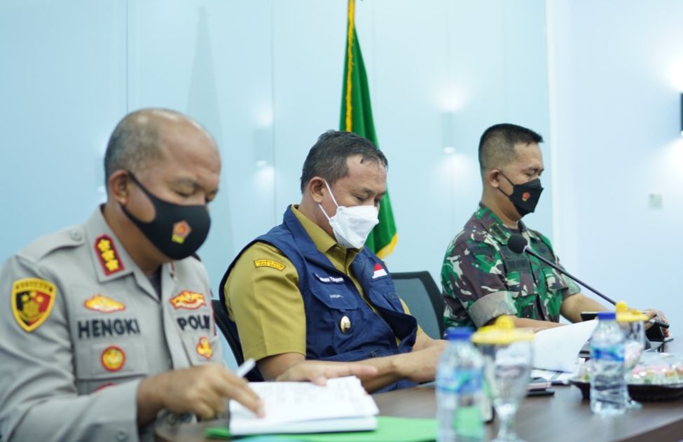 Plt Walikota Bekasi Ikuti Video Conference Bersama Presiden RI