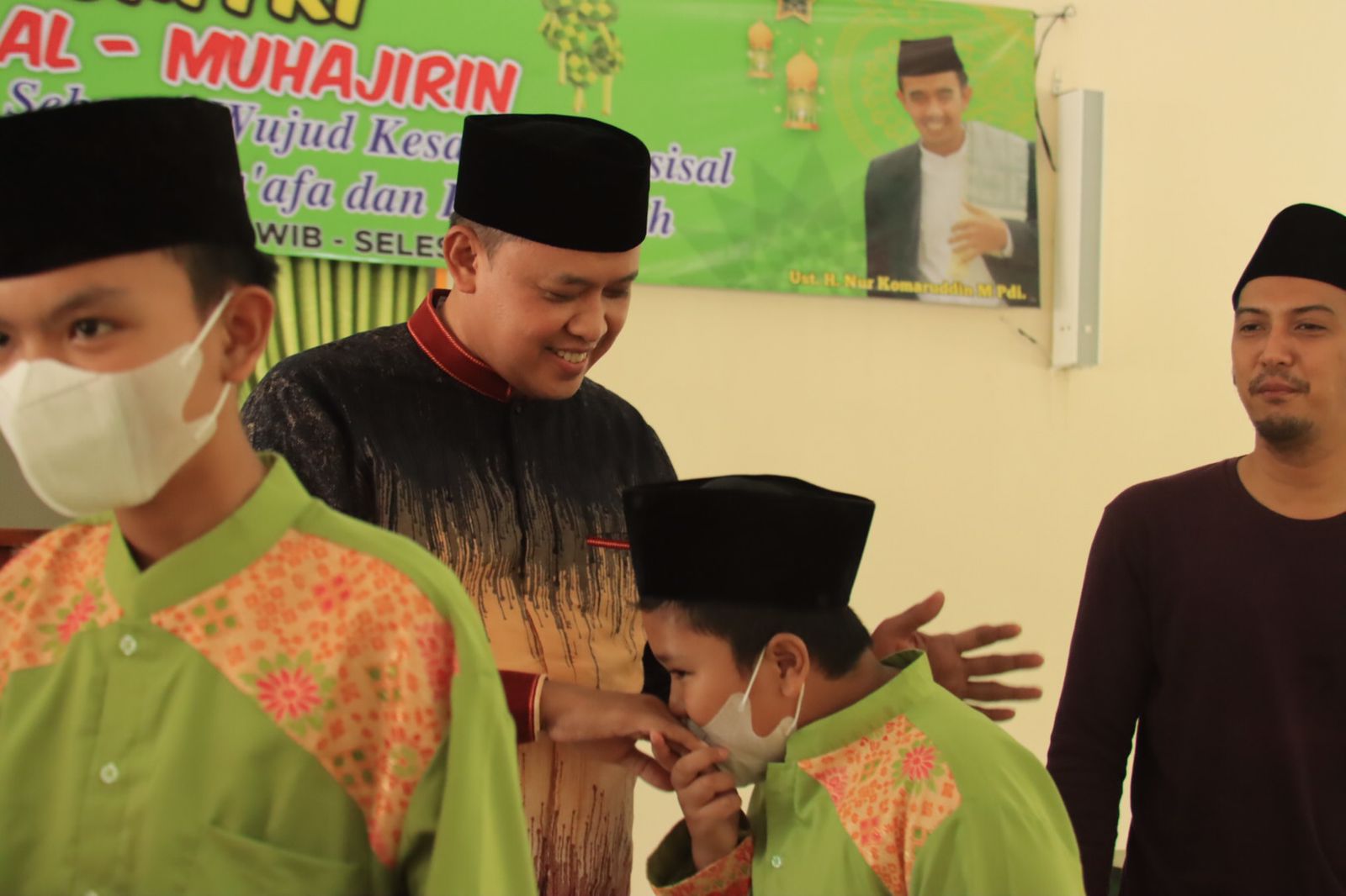 Plt Wali Kota Apresiasi Kaum Ibu Yang Antusias Kepada Anak Yatim