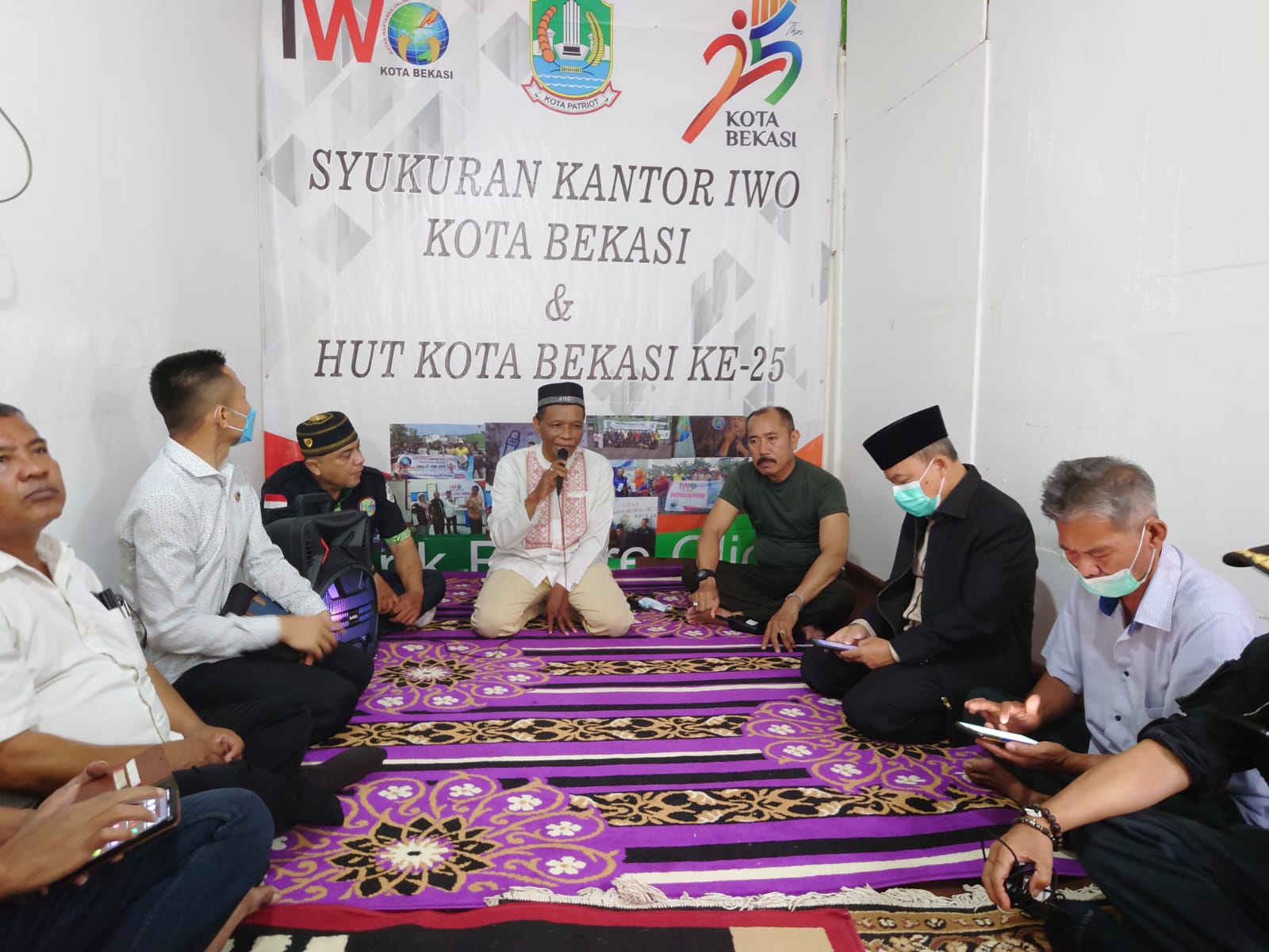 Pererat Ukhuwah Islamiyah, IWO Kota Bekasi Sebar Takjil