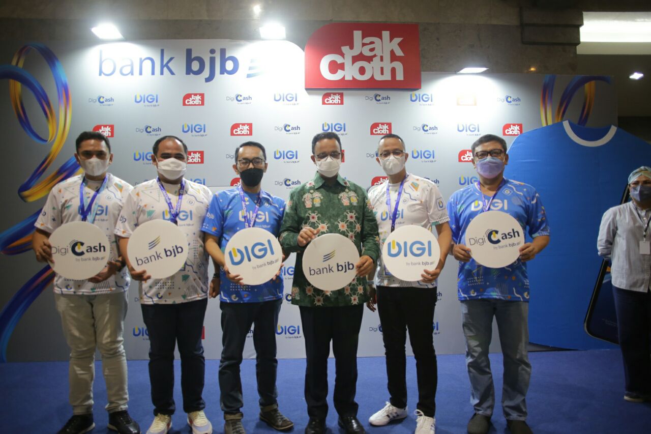 Sokong Industri Fashion, bank bjb Hadir di Ajang JakCloth 2022