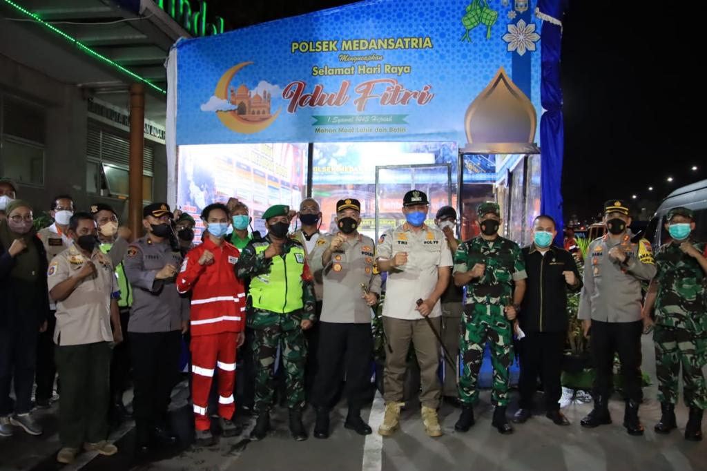 Plt Wali Kota Bekasi Bareng Kapolres Dan Dandim Bekasi Patroli Beberapa Pos Pantau Mudik