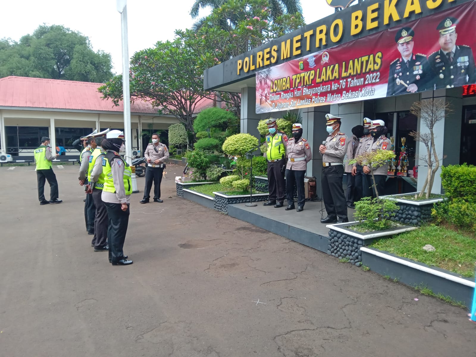 Jelang HUT Bhayangkara Ke – 76, Satlantas Polres Metro Bekasi Kota gelar Lomba TPTKP tingkat Lantas Polsek