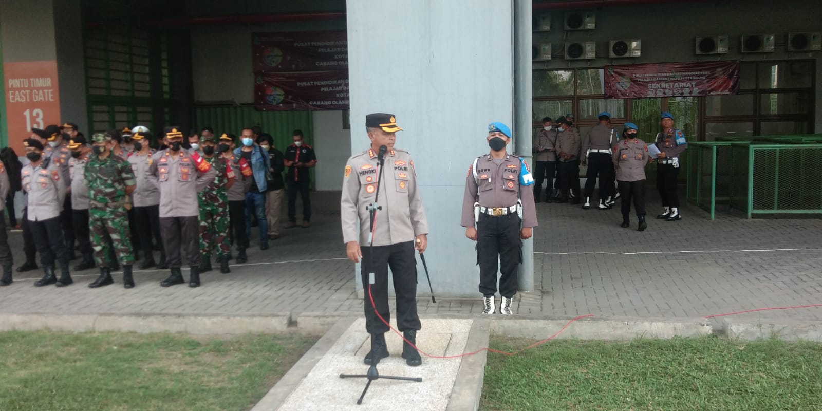 Polres Metro Bekasi Kota  Gelar Apel Pengamanan Sepak Bolak Piala AFF U-19 Championship 2022